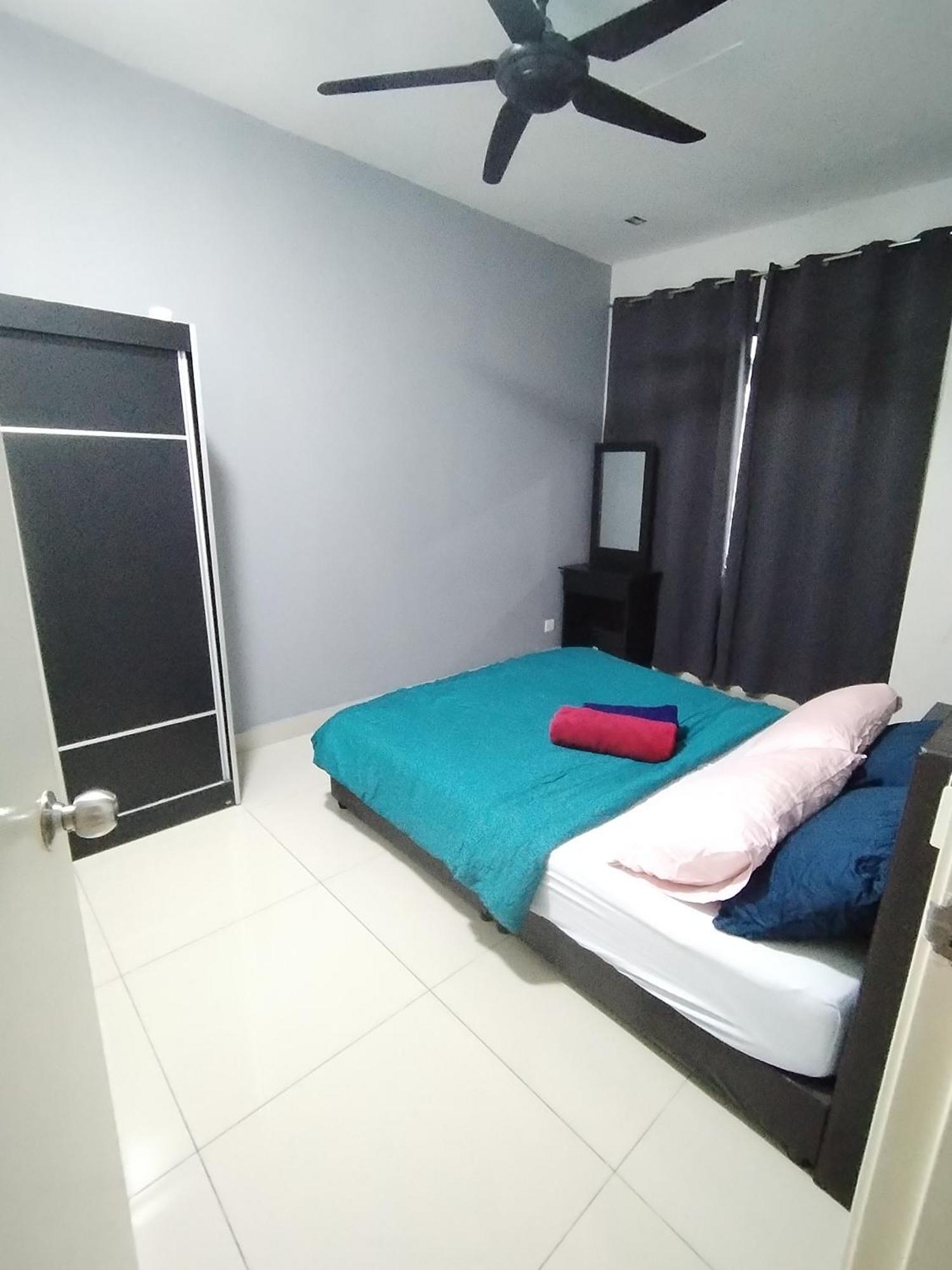 The Family Homestay@Univ360 Place,Serdang Seri Kembangan Extérieur photo